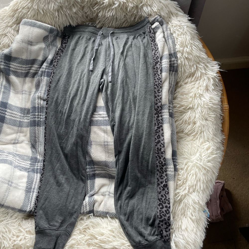 Grey sweatpants - Medium